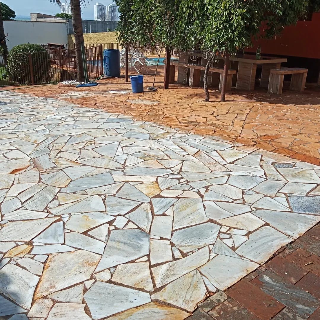 Brilhotex Serviços — Cristalização de Piso em Campinas/SP